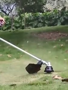 Set Pisau Potong Rumput Senar & Dudukan Senar Mesin Pemotong Rumput