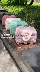 BAGSMART | BAGSMART Lightweight Travel Toiletry Bag for Women Portable Wide-open Cosmetic Bag with Handle Travel Makeup Bag
