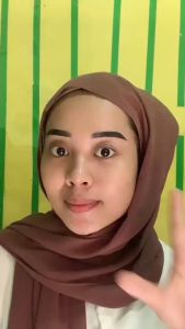 PIXY BB Cream 4 Beauty Benefits SPF 30PA ++ 30ml Alas Bedak Foundation With Spf 30 & PA+++ Flawless