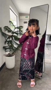 Kebaya Anak Brukat Payet Payet Motif Floral Warna-Warni untuk Wisuda/Kondangan