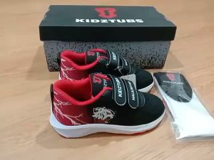 Sepatu Sekolah Anak Laki Laki Perempuan Cewek Cowok Warna Hitam Murah Tali Perekat Rekat Velcro Kecil Tanggung Umur Usia PAUD TK SD SMP SMA Kelas 1 2 3 4 5 6 7 8 9 0 Tahun-KIDZTUBS0918211206