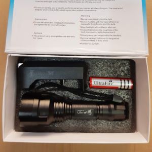 Đèn Pin Siêu Sáng ULTRAFIRE C8