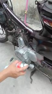 Chai Sơn Xịt Chịu Nhiệt 600 độ C Xịt Bô Xe Lốc Máy Chất Lượng Nhật Bản [Chai 400ml] - NOTOKYO