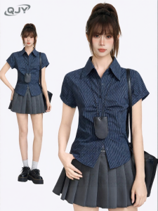 QIAOJIAOYA | Áo Sơ Mi Cổ Polo Sọc Xanh Tay Ngắn Form Ôm Ngắn
