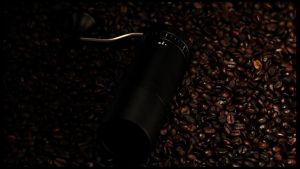 Bialetti Moka Express Nera - Black Mokapot Moka Pot 3 or 6 Cups 3Cups 6 Cups Five Star External Adjustable Hand Crank Bean Mill