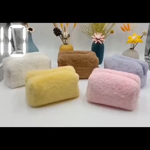 Cosmetic bag Soft Flannel Makeup Bags for Women Soft Travel Cosmetic Bag Organizer Case Young Lady Girls Make Up Case Necessaries 1 Pc Solid Handbags