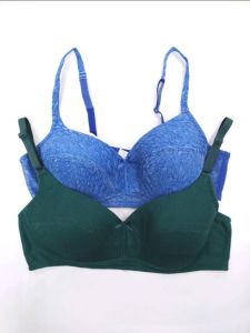 AVON AMORA NON-WIRE FEATHERTECH 2-PC BRA SET