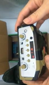 หลักการ: สูงสำหรับ E898 รุ่นลายพราง ลำโพงบลูทูธไร้สาย เสียงดี เบสหนัก รองรับ FM/Micro SD/TF Card ด้วยรีโมทคอนโทรล สูงสำหรับการสอน