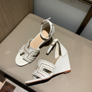 Fashionable Wide Foot Womens Sandals 2025 Summer New Leather Slope Heel High Heel Rivet Buckle White Shoes Versatile Trendy