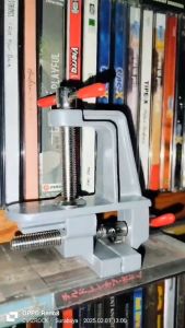 Penjepit Kayu Klem Jepit Besi Iron Clamp Alat Klem Jepit Papan Kayu Clamp Besi Ragum Catok Besi