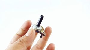 Potensio 6 pin CT 50k Stereo Kaki 6+1 Lurus Volume Mixer 503