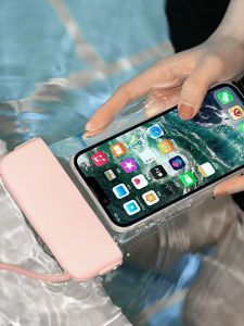 New Touchscreen Waterproof Phone Bag for Swimming And Outdoor Activities Transparent Sealable Neck Strap Bag Special for Hot Springs