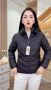 C3. Áo Phao Lông Vũ Siêu Nhẹ Dáng Lửng Nữ Có Mũ Tháo Rời Nhiều Size M-2XL Chất Mềm Mại Giữ Ấm tốt phù hợp thời tiết lạnh Mùa Đông phong cách sang trọng