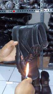 Sepatu Boots Kickers Corola Safety Pria Sepatu Ujung Besi  Sepatu Kerja Sepatu Formal Sepatu Casual Pria sepatu Boots Proyek .sepatu Kerja lapangan sepatu Touring  sepatu kulit