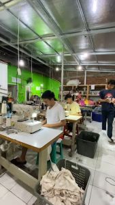 LUTTE KIDS / KAOS ANAK / KAOS DISTRO ANAK / BAJU ANAK LAKI LAKI / BAHAN KATUN COMBAD