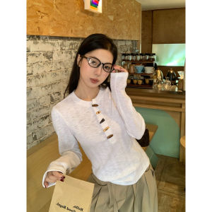 Textured Stripe Buckle Long Sleeve T-shirt for Layering Slim Fit