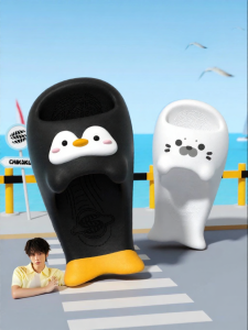 chikoku | Cute Penguin Slip-resistant Summer Home and Outdoor Slippers