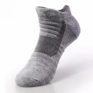 Tất Bóng Rổ Nam Cao Đến Bắp Chân Thấm Hút Mồ Hôi Chống Trượt Đế Khăn Thể Thao Chạy Bộ Chống Mài Mòn Tất Thể Thao