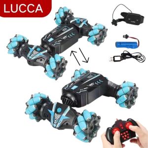 Mobil Stunt Remote Control Mobil 4WD Stunt Car RC Off-road Kontrol Isyarat dengan Asap dan Lampu