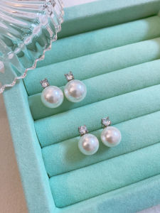 Classic 925 Sterling Silver Diamond Embedded Pearl Womens Earrings Fashionable Vintage Ladylike Style Studs Earring