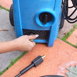 2 ชิ้น KOSSO (Quick 1/4 นิ้ว) ชุดข้อต่อหัวฉีดน้ำแรงดันสูง PRO ข้อต่อก๊อกน้ำทองเหลือง หัวต่อแบบเร็ว ข้อต่อขนาด G ข้อต่อทองเหลือง คอปเปอร์น้ำ Coupler ปั้มน้ำแรงดันสูง ข้อต่อก๊อกน้ำ ข้อต่อท่อน้ำ สายยาง 2SA 49-GX pro9