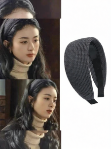 Matching Gray Knitted Wide Brim Hair Hoop Elegant