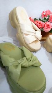 Gevani Sandal Wanita Selop Laura Pita Sole 7 Cm Hitam Hijau Army Krem