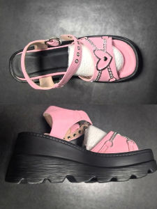 Y2k Millennial Pink Heart Dark Rock Chain Punk เด็กผู้หญิง รองเท้าแตะแพลตฟอร์มด้านล่างหนา ลำลอง รองเท้าส้นสูงแบบเปิดนิ้วเท้าผสมวัสดุ