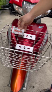 ตะกร้าหน้ามอเตอร์ไซค์ สแตนเลส 304 ทนสนิม สำหรับ Wave110i 125i 100s ติดตั้งง่าย แข็งแรง พร้อมอุปกรณ์แถมฟรีครบชุด ตะกร้าเวฟ ตะกร้าหน้าเวฟ