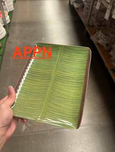 APPN(มีคลิปรีวิว) จาน จานใส่อาหาร จานใส่กับข้าว จานใส่ลูกชิ้นปิ้ง จานใส่ปลาหมึกย่าง จากใส่หม่าล่า จานใส่ยำ จานใส่ส้มตำ ทรงสี่เหลี่ยม เมลามีน เกรดA จานใบตอง สีเขียว เหมือนจริง ไซส์M 10" สินค้าพร้อมส่ง (1356321228)