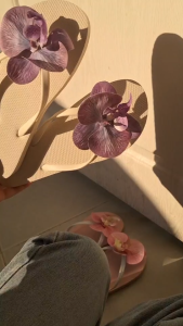 ดอกกล้วยไม้ติดรองเท้า อะไหล่ดอกไม้แบบหนีบ พร้อมส่ง แบบคู่