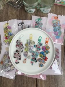 Bandai | Móc Khóa Hình Quả Nho Chiikawa Bằng Acrylic Trong Suốt Chống Xước Phụ Kiện Trang Trí Túi Xách Hàng Ngày Quà Tặng Giá Cả Phải Chăng Dành Cho Bạn Thân Từ 18 Tuổi Trở Lên