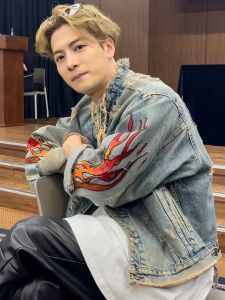 Retro Washed American High Street Flame Short เดนิม เสื้อแจ็คเก็ต Mens ฤดูใบไม้ผลิ อินเทรนด์ Brand หลวม Fit เสื้อแจ็คเก็ต Vintage Hole Treatment