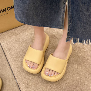 New 2025 Womens Flip Flops Beachwear EVA Thick Bottom Heightening Beautiful Fashionable Elegant High-End Feeling Outdoor Slippers