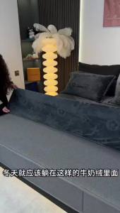 Soft Velvet Fitted Sheet with Elastic Bands Mattress Cover for Single Double Full Queen King Size Bed Super Comfortable and Breathable