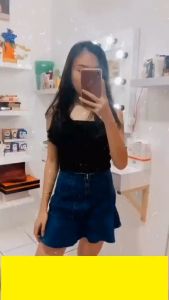 Tank Top Square Neck Wanita Tali Kecil
