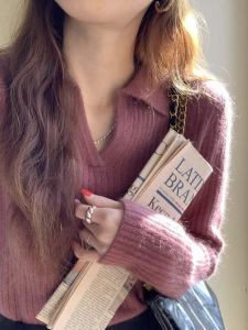 เสื้อสเวตเตอร์คอโปโลถักสไตล์ฝรั่งเศสสำหรับผู้หญิง เสื้อชั้นในฤดูใบไม้ร่วง/ฤดูหนาว ดีไซน์ไฮเอนด์ ดีไซน์เก๋ไก๋ สำหรับใส่ทำงาน