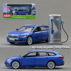 CAIPO | Mô Hình Xe Hơi Hatchback Hợp Kim Có Đèn Và Âm Thanh 1/35