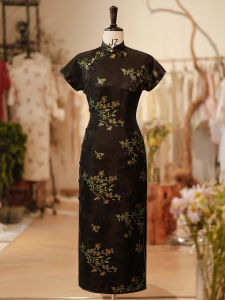 Classic Qing Dynasty Black Silk Cheongsam Young Style National Trend New Chinese Style Daily Low Cut Short Sleeve Floral Pattern