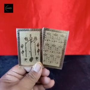 แผ่นทองเซียนแปะโรงสีของแท้ ผ่านพิธี แผ่นทองเคลือบอย่างดี แผ่นยันต์ฟ้าประทานพร ด้านหลังเป็นยันต์9กา พกติดตัว ใส่กระเป๋า ใส่เคสโทรศัพท์ ค้าขายดี เรียกทรัพย์