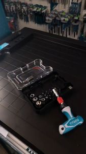 TOTAL ชุด ไขควง 24 ชิ้น พร้อมดอกไขควง (เปลี่ยนหัว) CRV แม่เหล็ก - TACSD302462