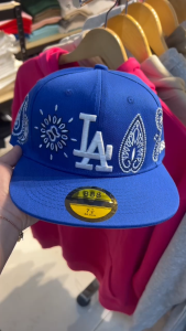 【COD】LA Dodgers Paisley Design Blue Closed cap For Men Fashion backward cap Baseball Cap High Quality