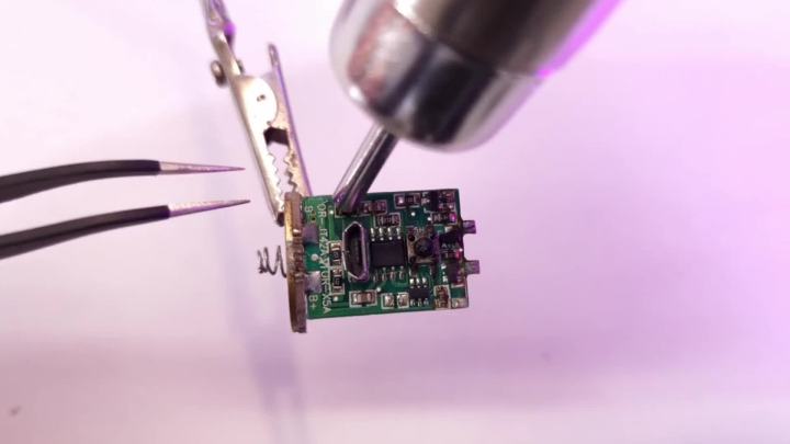 LRT 858D Digital Hot Air Rework Station for SMD Soldering