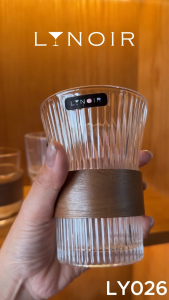 Ly Thủy Tinh Tumbler - Ripple - Kèm Tay Cầm Gỗ | 300ml | [LYNOIR_LY026]