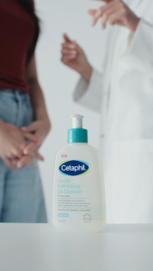 Cetaphil Gentle Exfoliating Salicylic Acid Cleanser - 236ml | with PHA and Mandelic Acid | Softening & Smoothing for Dry Oily Rough Bumpy Skin