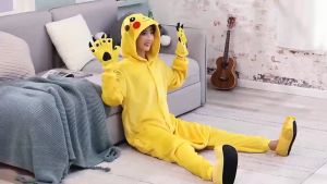 FILE-  พร้อมส่ง  ชุดมาสคอตผู้ใหญ่ ชุดมาสคอตเด็ก ปิกาจู ยีราฟ หนา นุ่ม คุณภาพดี!! ชุดมาสคอต ชุดนอนการ์ตูน ชุดสัตว์ แฟชั่นราคาถูก