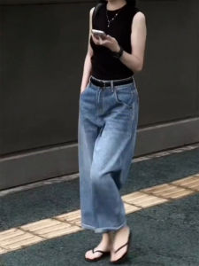 High Waisted Slim Straight Denim Pants for Plus Size Women with Pear Body Shape