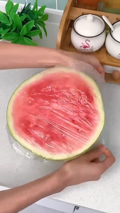 แรปห่ออาหาร ถุงละประมาณ100ชิ้น แบบใช้แล้วทิ้ง ฟิล์มห่ออาหาร ถุงครอบถนอมอาหาร ยืดได้