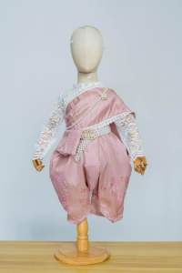 ชุดไทยหงส์ฟ้า เด็กผู้หญิงมีชุดสวยๆใส่ลอยกระทงกันยังจ๊ะ