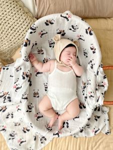 New Summer Bamboo Cotton Muslin Baby Bath Towel Pillowcase Double Layer Printed Swaddle Blanket Soft Absorbent Toddler Kids